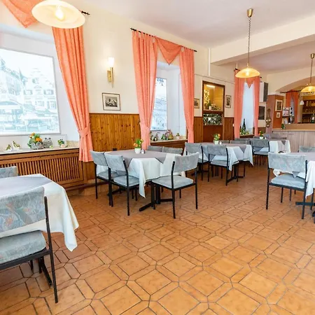 Hotel Krone Ruedesheim 2*