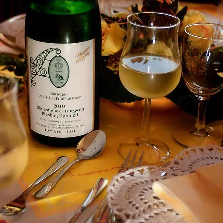 クローネ リューデスハイム リューデスハイム・アム・ライン